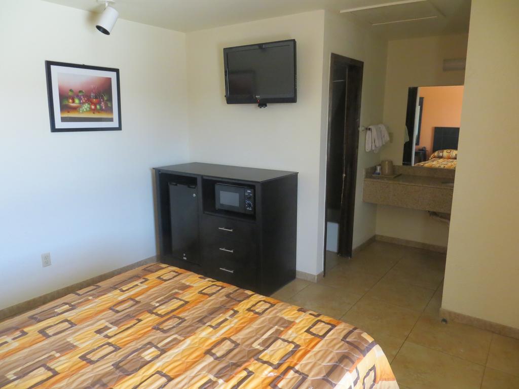 Bayshore Motel La Porte Kamer foto
